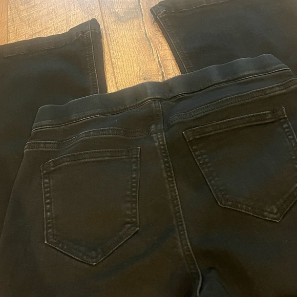 Cello Women's Classic Black Skinny Jeans - Picture 4 of 6